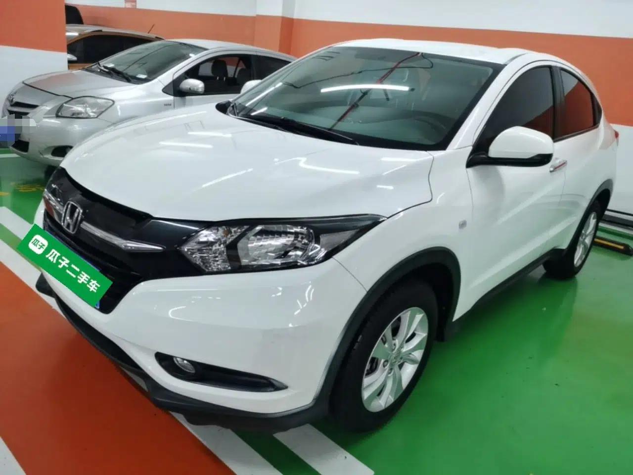 Honda Vezel 2017 1.5L CVT 2WD Comfort Model — миниатюра 1