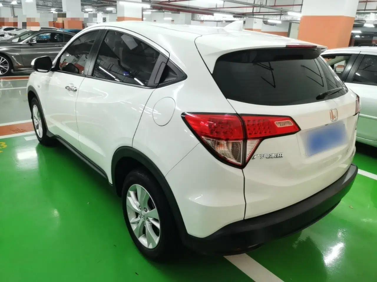 Honda Vezel 2017 1.5L CVT 2WD Comfort Model — миниатюра 4