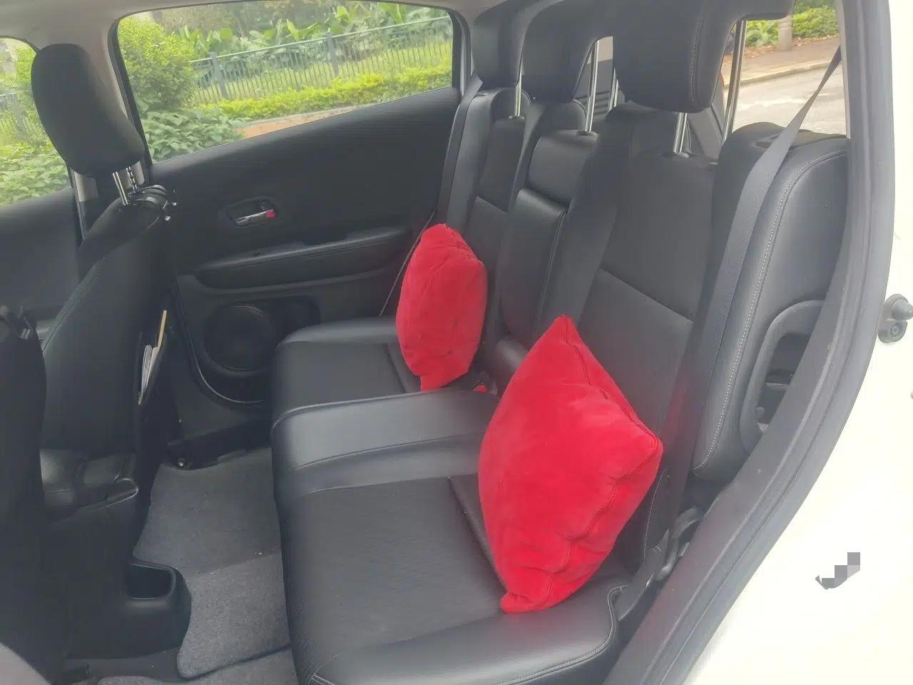 Honda Vezel 2020 1.5L CVT Pioneer Edition — миниатюра 18