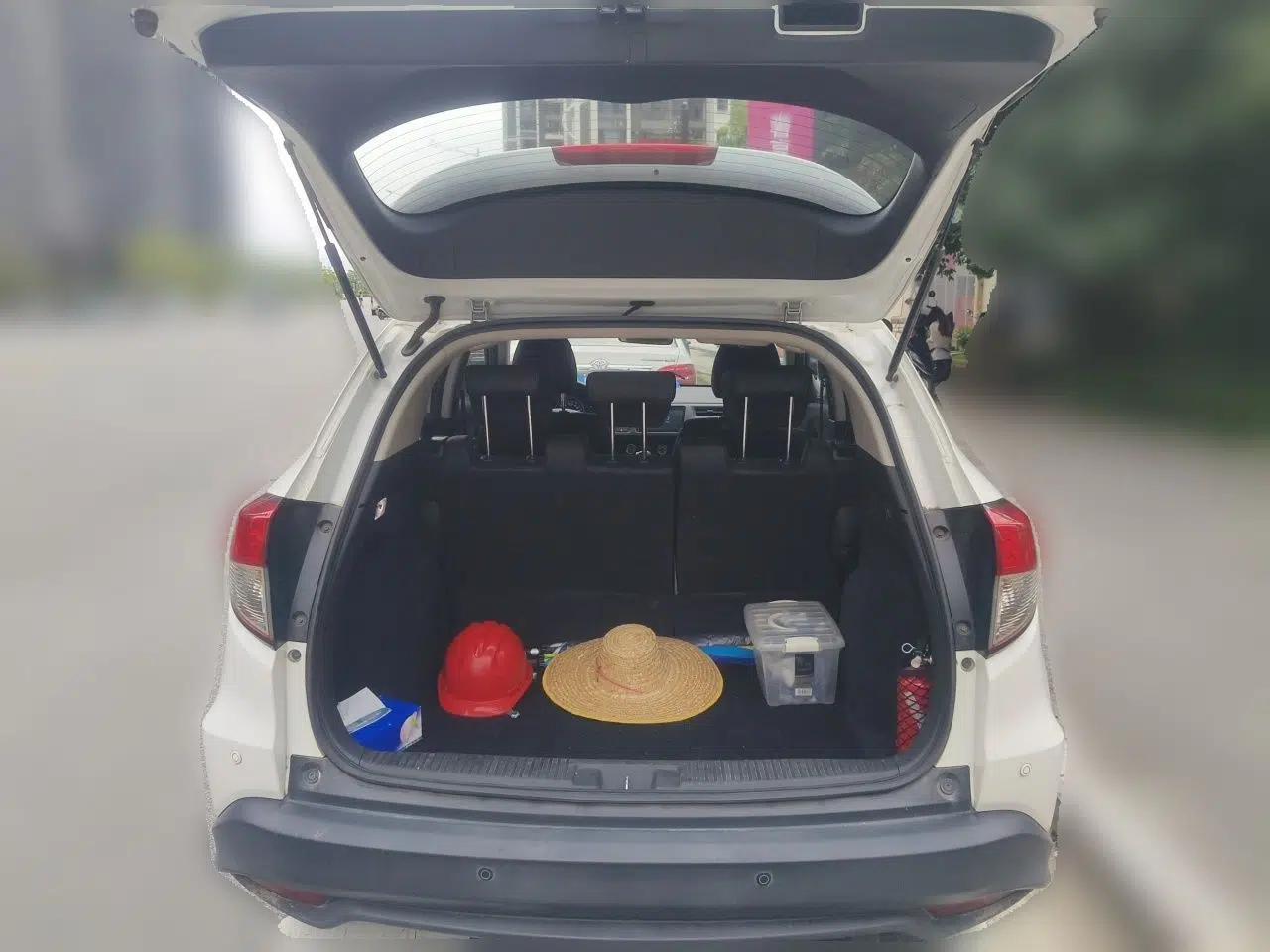 Honda Vezel 2020 1.5L CVT Pioneer Edition — миниатюра 20