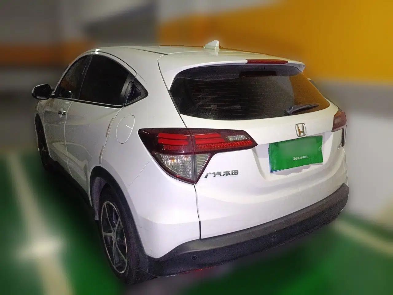 Honda Vezel 2020 1.5L CVT Pioneer Edition — миниатюра 4