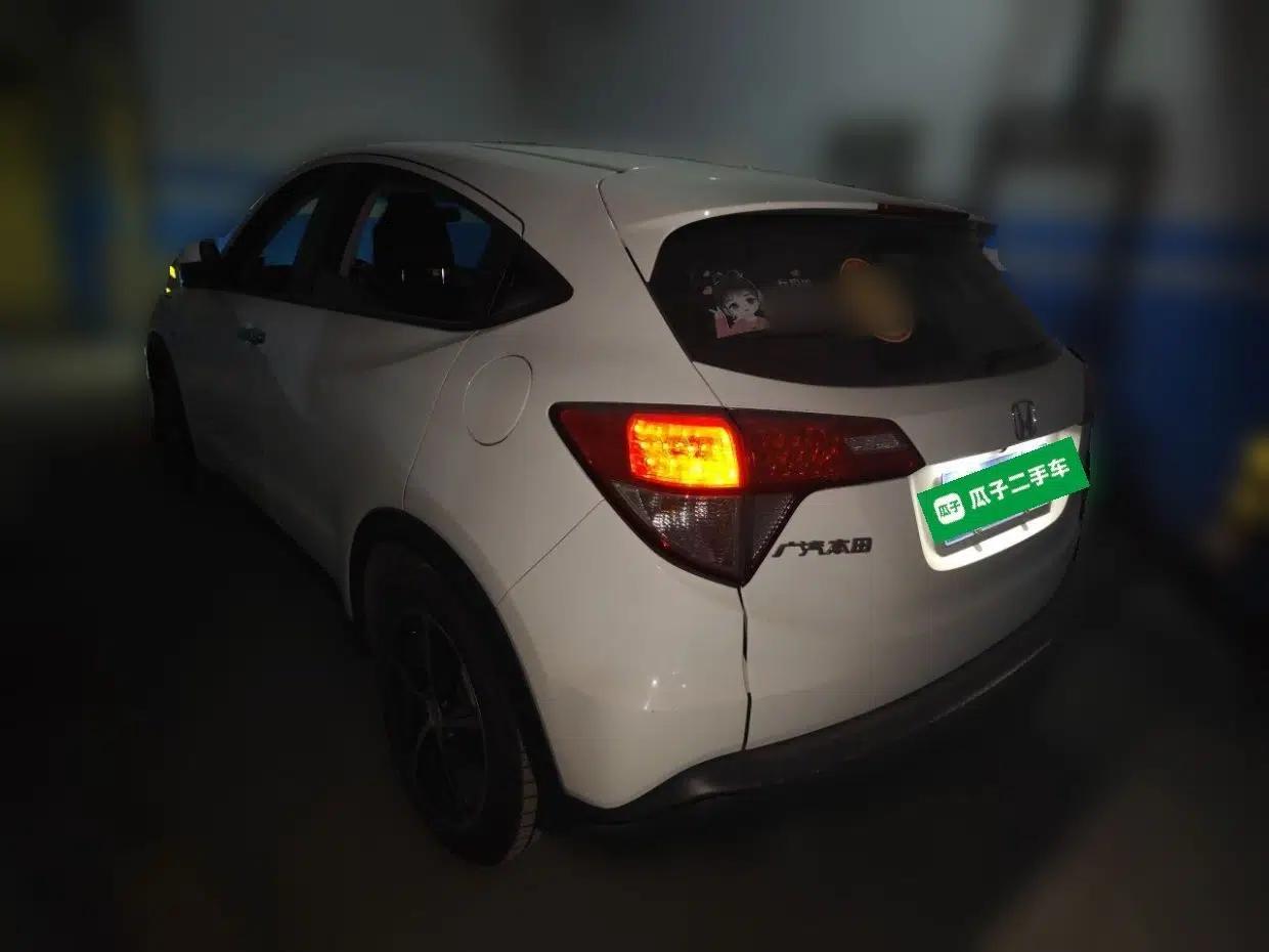 Honda Vezel 2022 1.5L CVT Elite Smart Edition — миниатюра 4