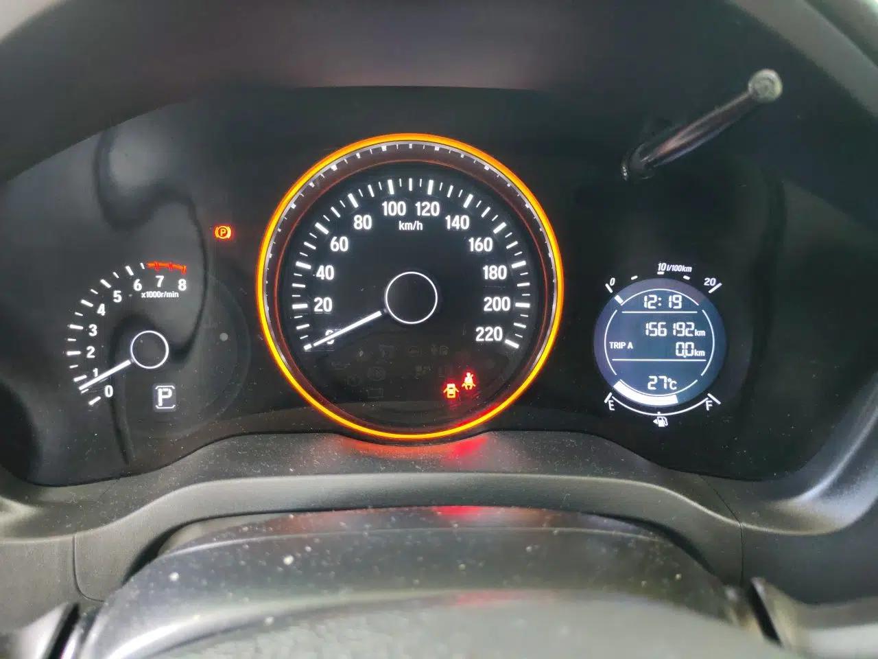 Honda Vezel 2017 1.8L CVT Front-Wheel Drive Pioneer Edition — миниатюра 12