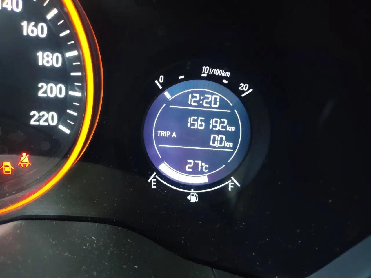 Honda Vezel 2017 1.8L CVT Front-Wheel Drive Pioneer Edition — миниатюра 13