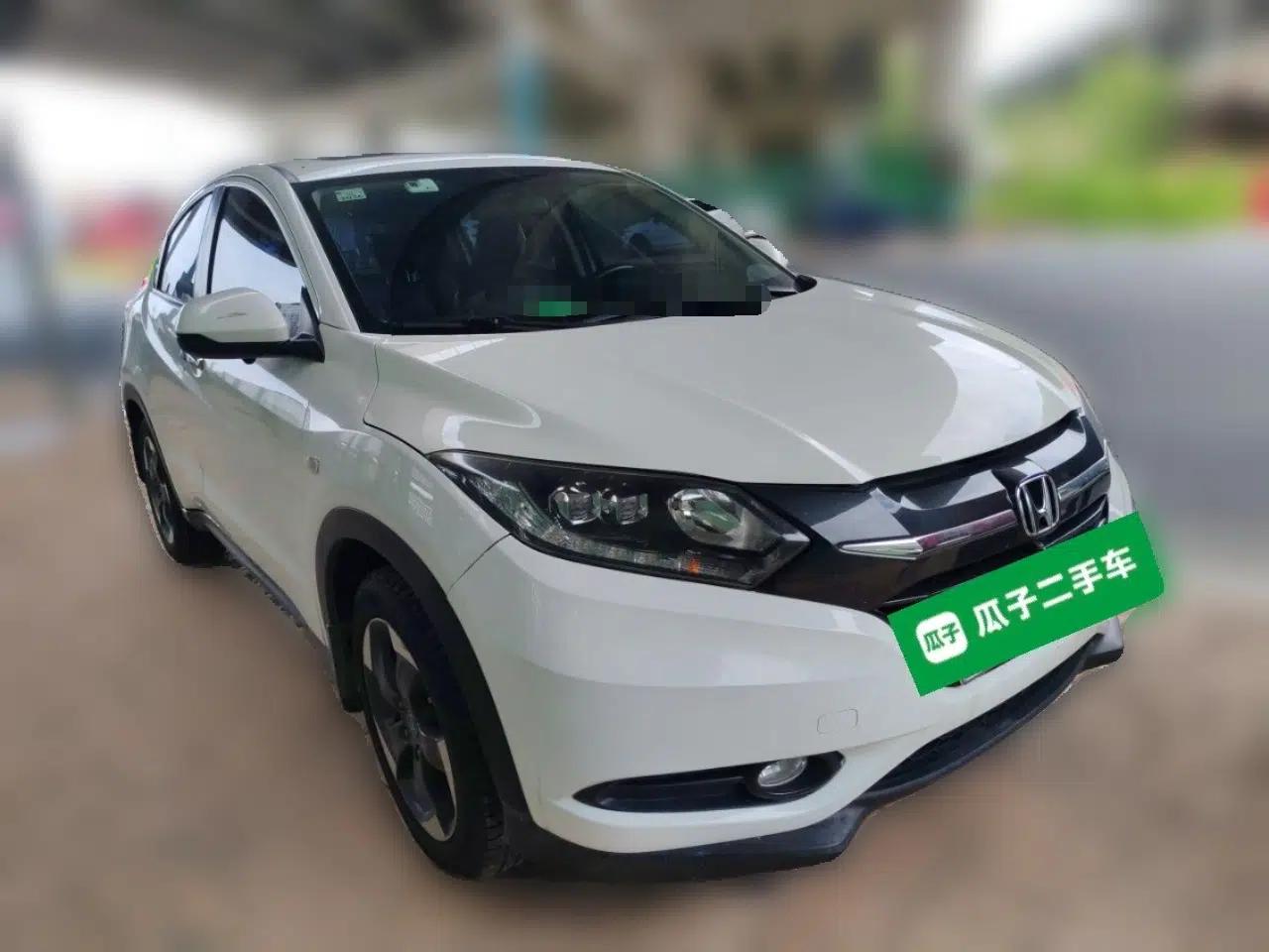 Honda Vezel 2017 1.8L CVT Front-Wheel Drive Pioneer Edition — миниатюра 3