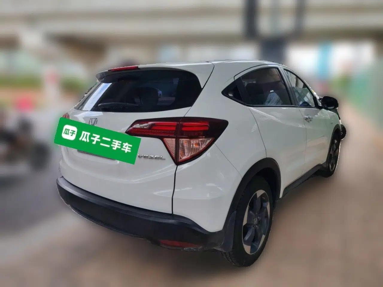 Honda Vezel 2017 1.8L CVT Front-Wheel Drive Pioneer Edition — миниатюра 6