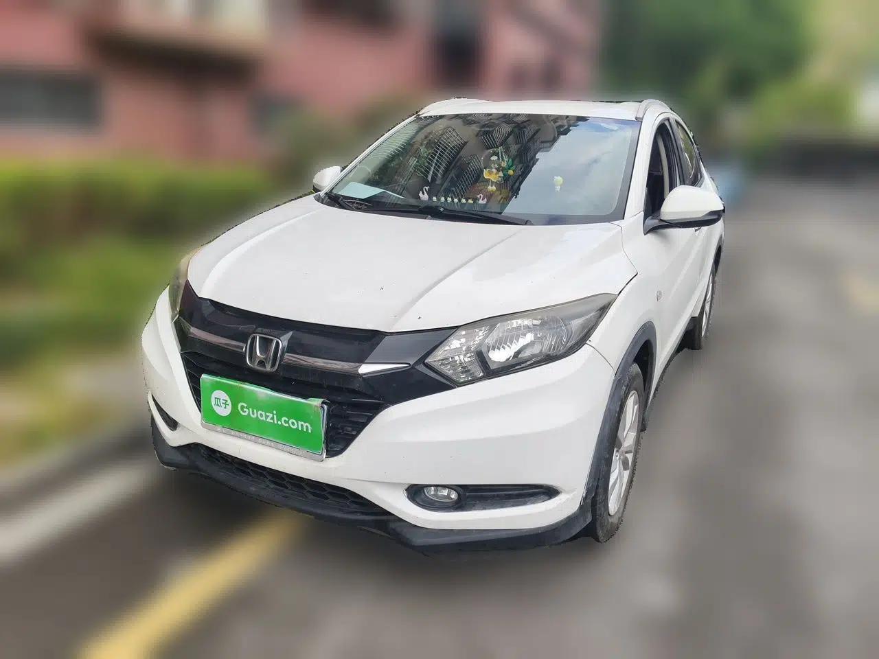 Honda Vezel 2015 1.8L CVT 2WD Elite Model — миниатюра 1