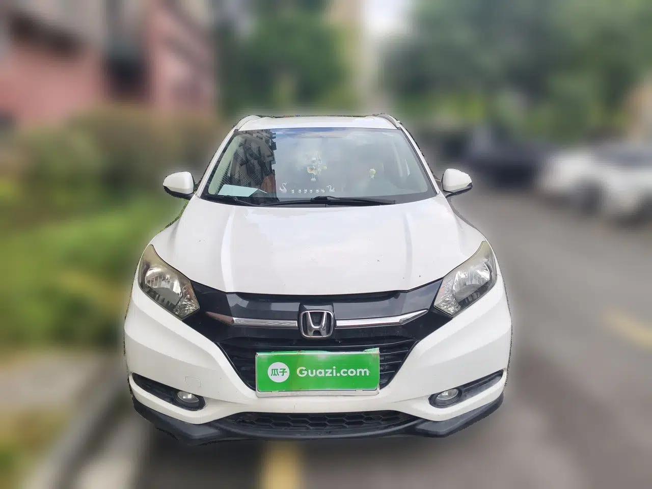 Honda Vezel 2015 1.8L CVT 2WD Elite Model — миниатюра 2