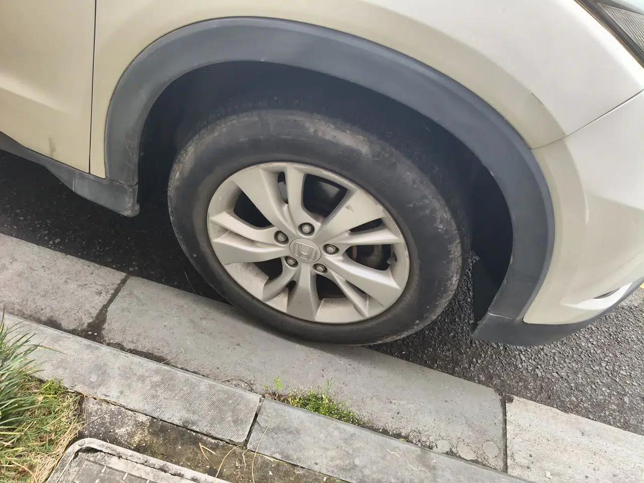 Honda Vezel 2015 1.8L CVT 2WD Elite Model — миниатюра 8