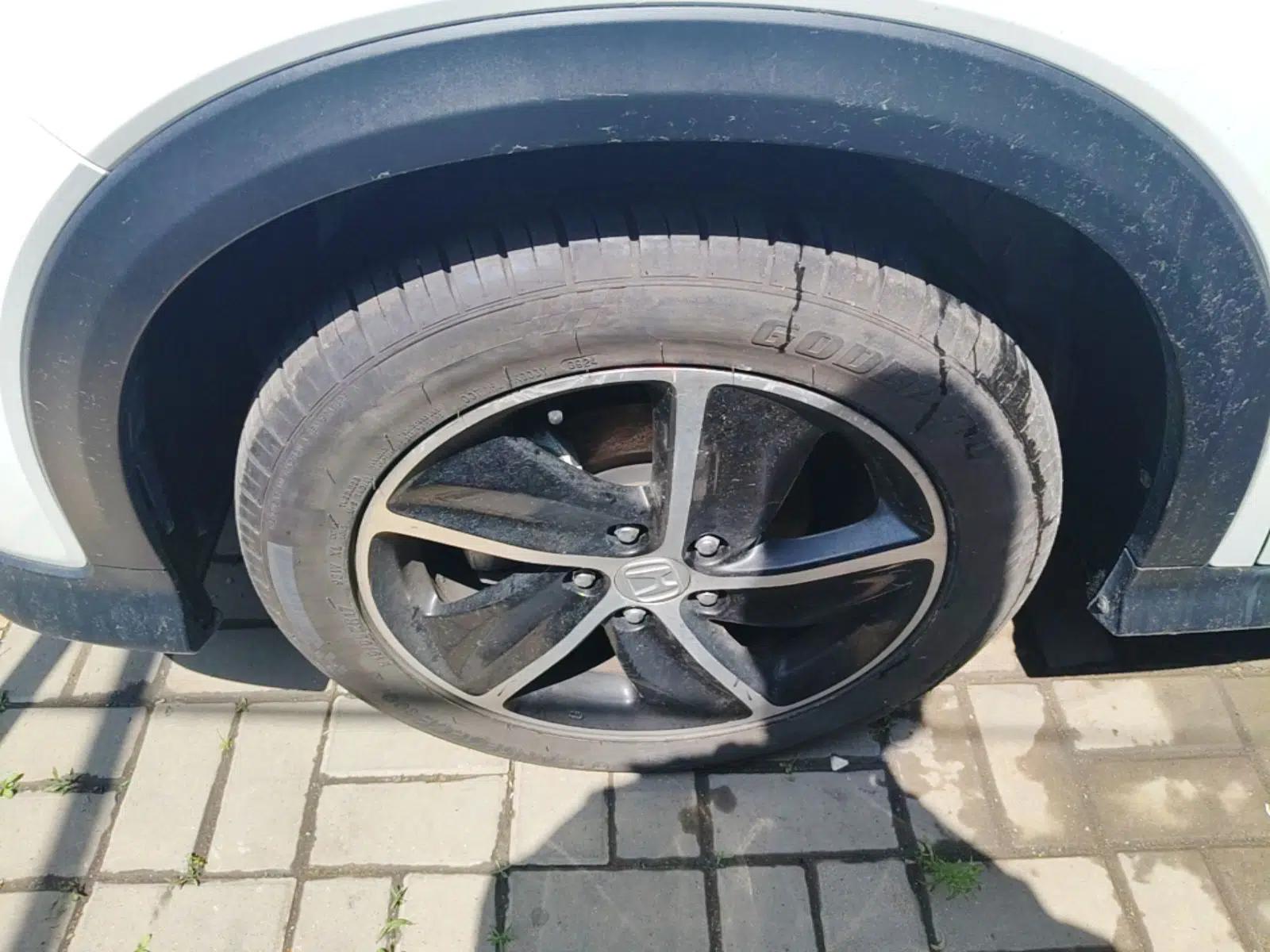 Honda Vezel 2020 1.5L CVT Pioneer Edition — миниатюра 8