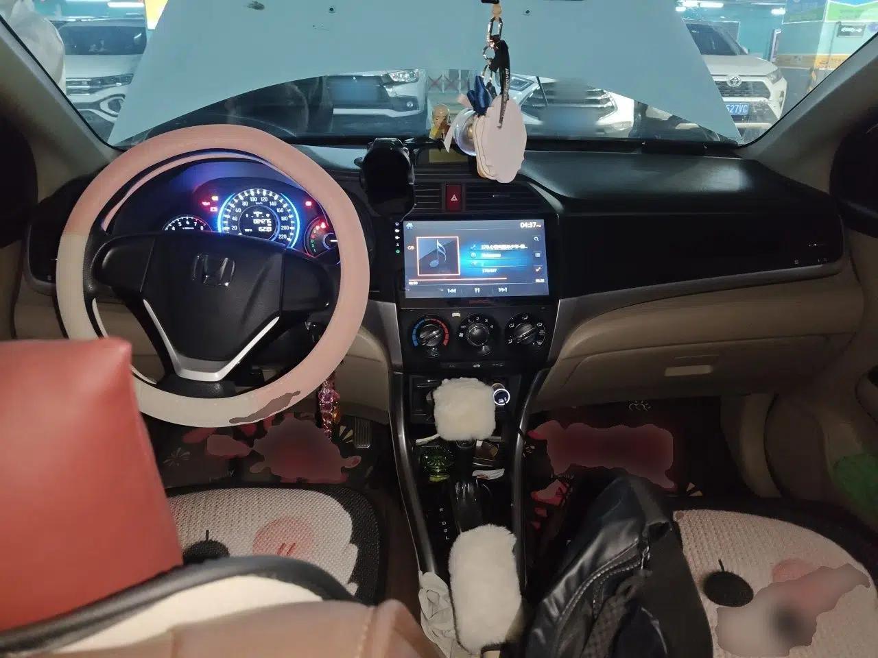 Honda Crider 2016 1.8L CVT Comfort Version — миниатюра 10
