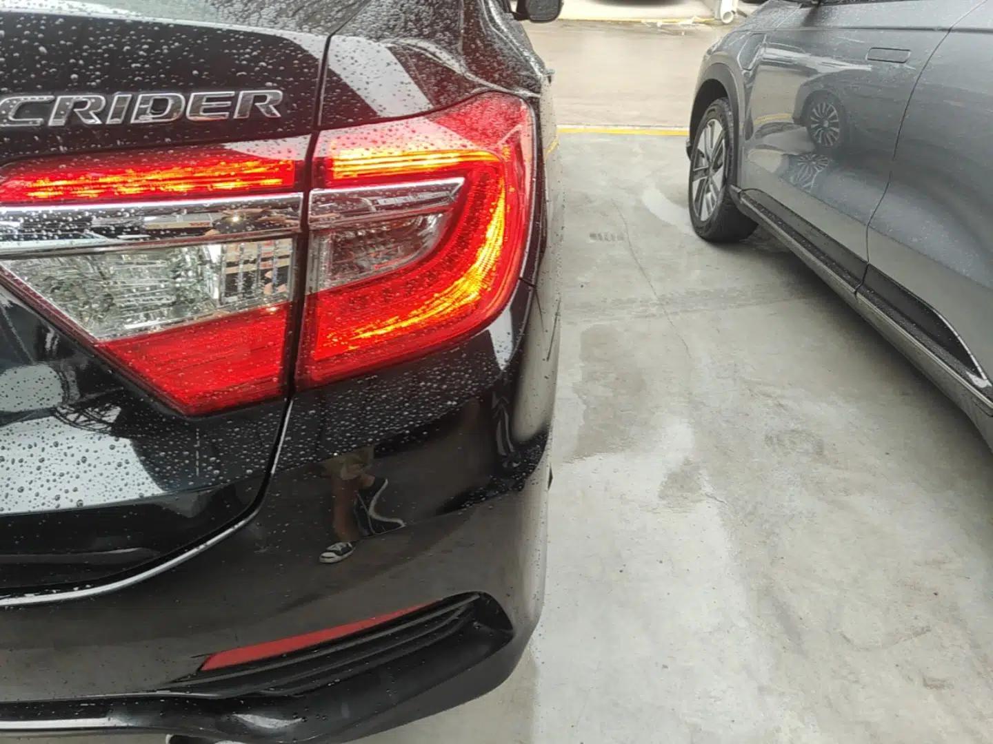 Honda Crider 2015 1.8L automatic comfort version — миниатюра 8