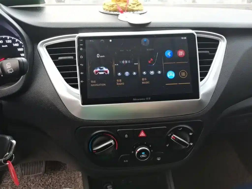 2017 Hyundai Verna RV 1.4L Automatic GLS (China VI Emission Standard) — миниатюра 13