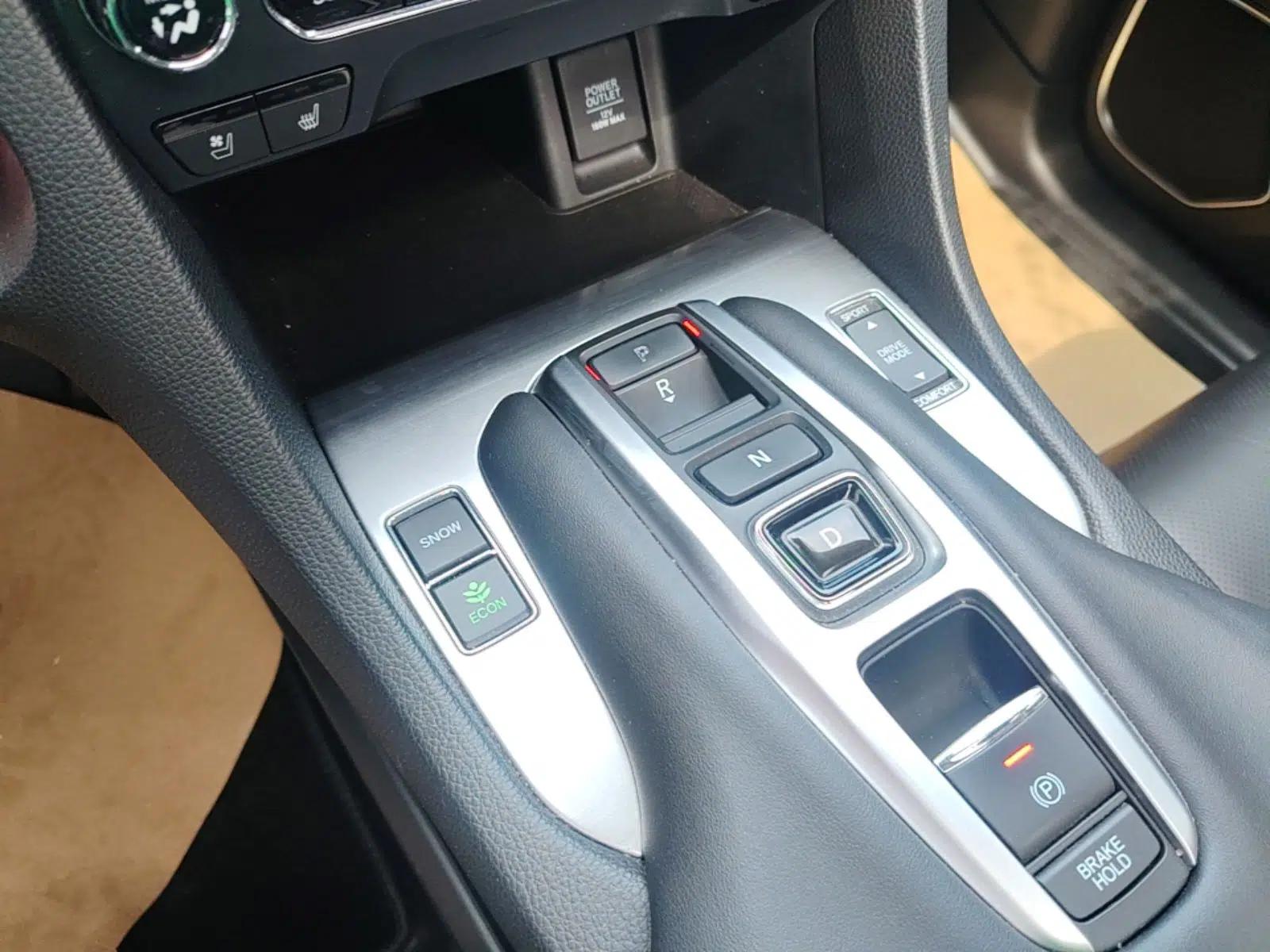 Honda Avancier 2017 370TURBO Four-Wheel Drive Prestige Edition — миниатюра 17
