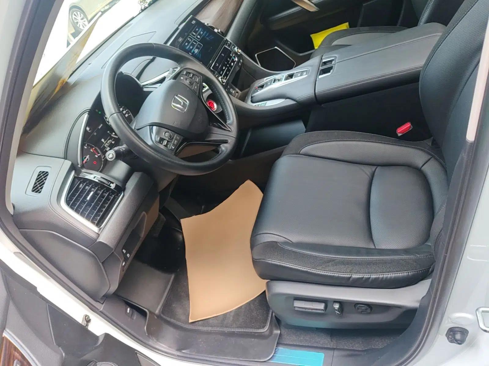 Honda Avancier 2017 370TURBO Four-Wheel Drive Prestige Edition — миниатюра 18