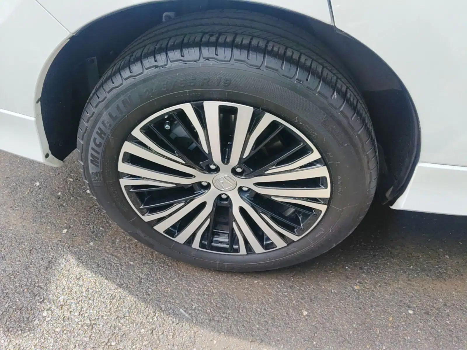 Honda Avancier 2017 370TURBO Four-Wheel Drive Prestige Edition — миниатюра 10