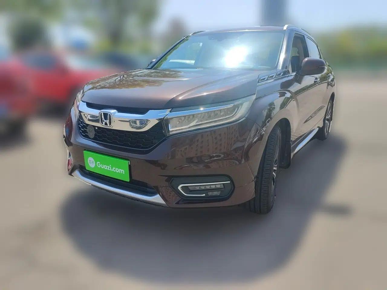 Honda Avancier 2017 370TURBO Four-Wheel Drive Prestige Edition — миниатюра 1