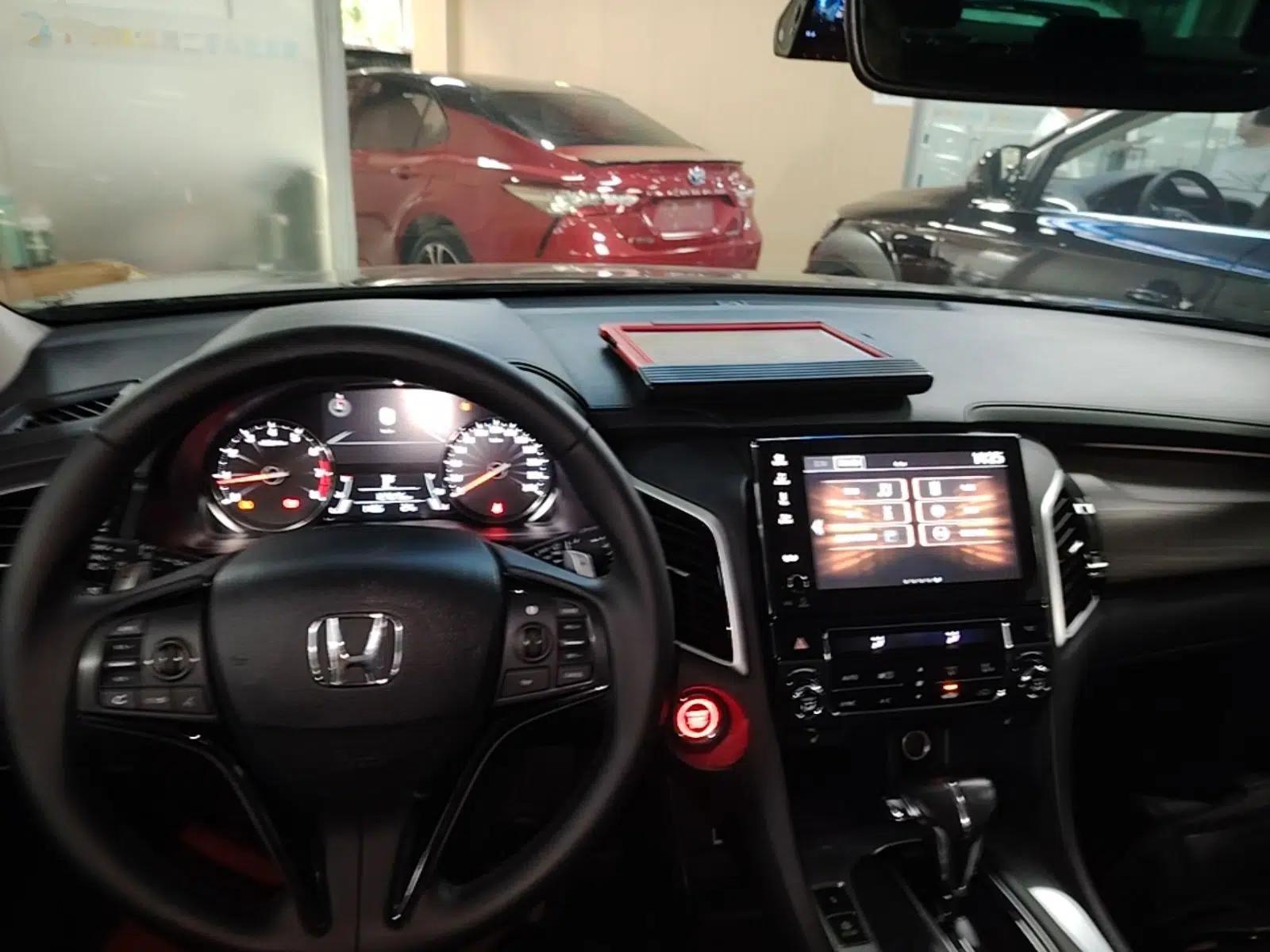 Honda Avancier 2017 240TURBO Two-Wheel Drive Premium Edition — миниатюра 13