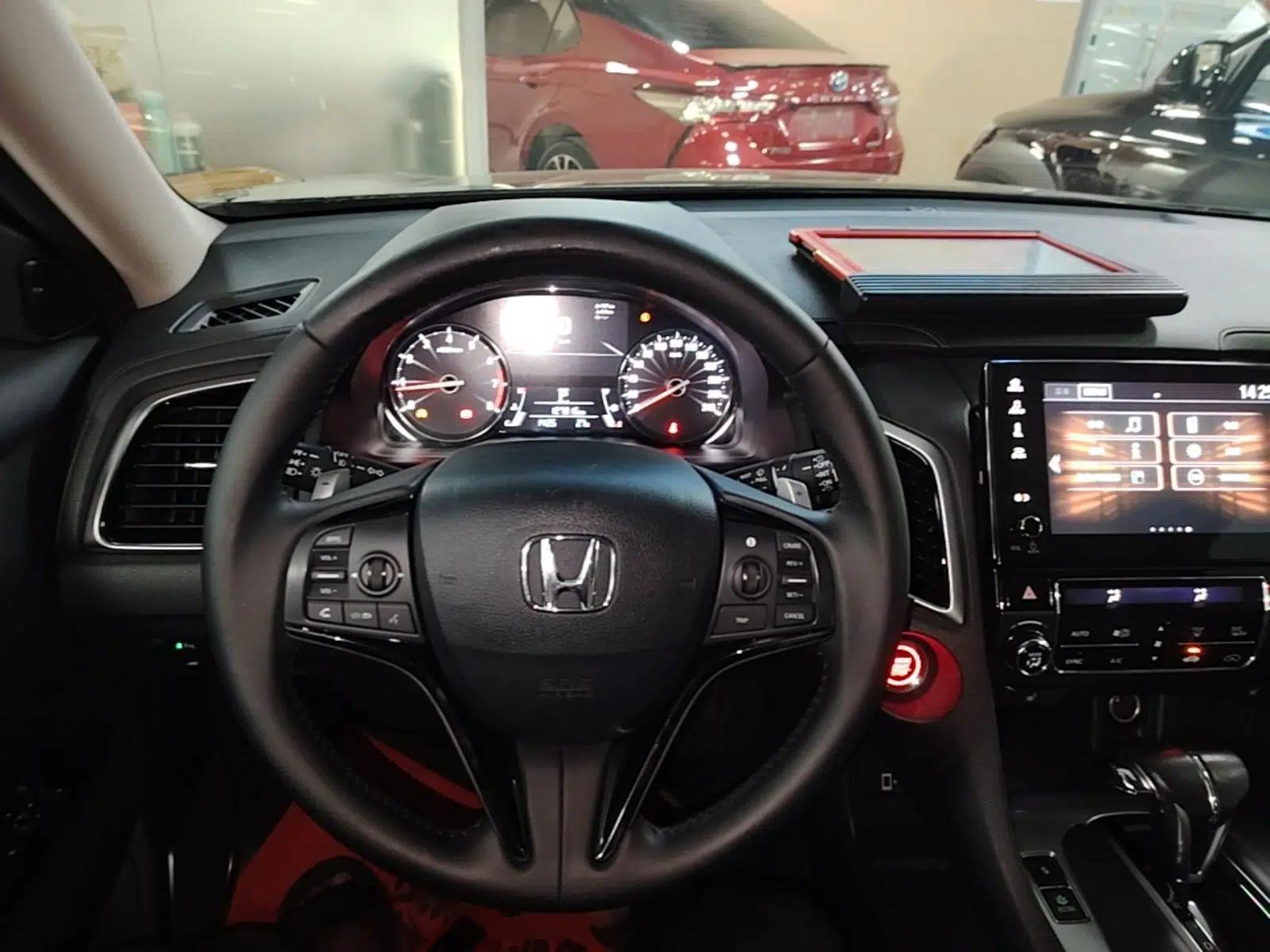 Honda Avancier 2017 240TURBO Two-Wheel Drive Premium Edition — миниатюра 14