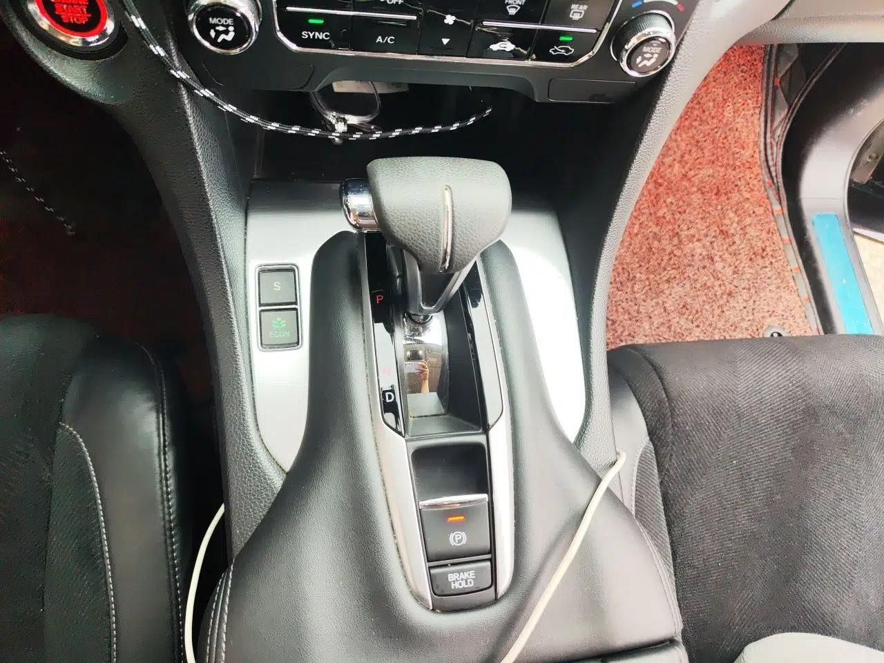 Honda Avancier 2017 240TURBO Two-Wheel Drive Elite Edition — миниатюра 15