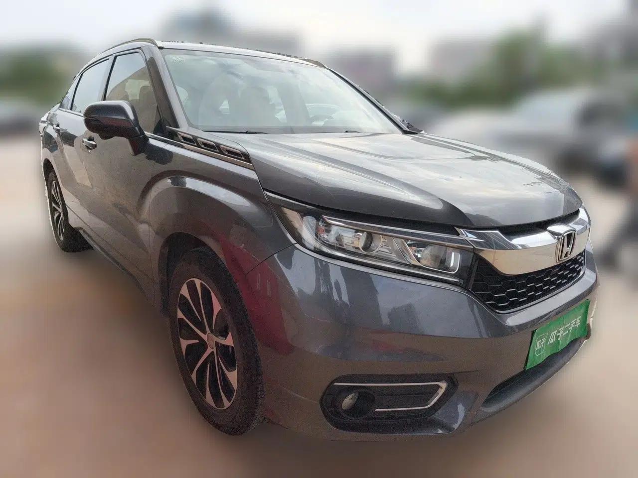 Honda Avancier 2017 240TURBO Two-Wheel Drive Luxury Edition — миниатюра 3
