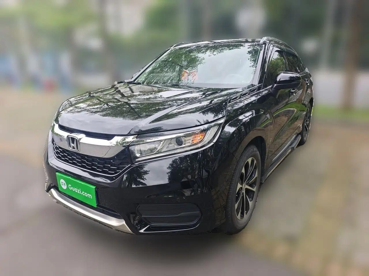Honda Avancier 2017 240TURBO Two-Wheel Drive Elite Edition — миниатюра 1
