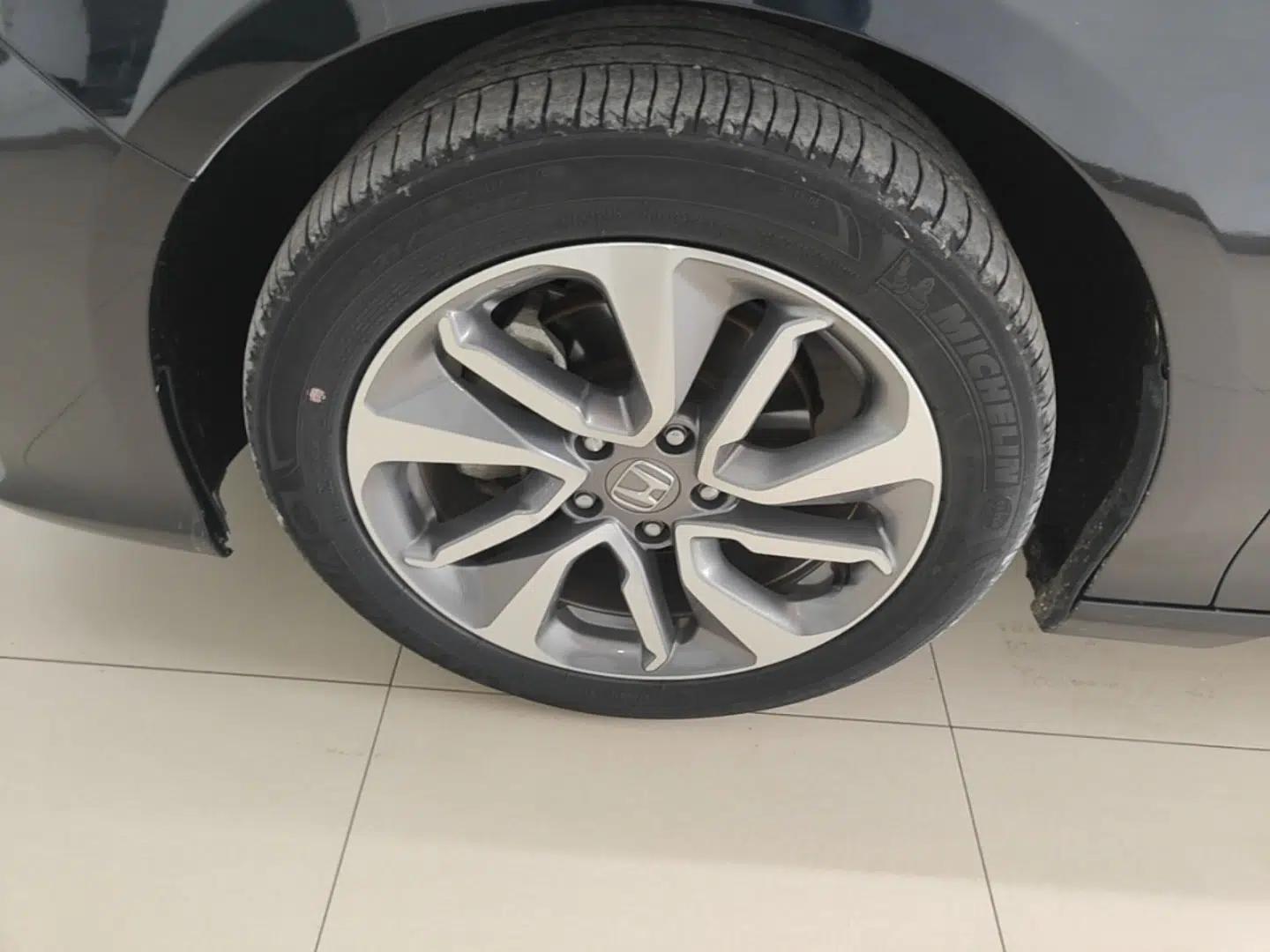 Honda Inspire 2019 260TURBO Jingyue Edition China VI — миниатюра 8