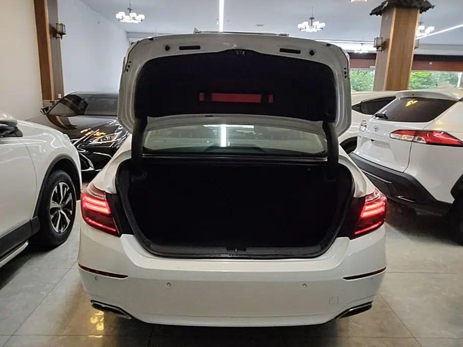 Honda Inspire 2019 260TURBO Jingyue Edition China VI — миниатюра 22