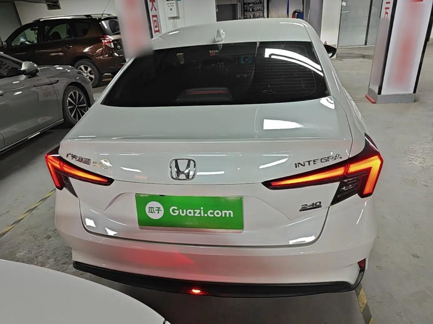 Honda Integra 2023 240TURBO CVT Luxury Edition — миниатюра 5