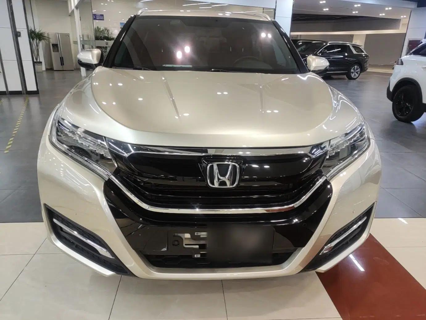 Honda UR-V 2017 370TURBO 2WD Prestige Edition China V — миниатюра 2