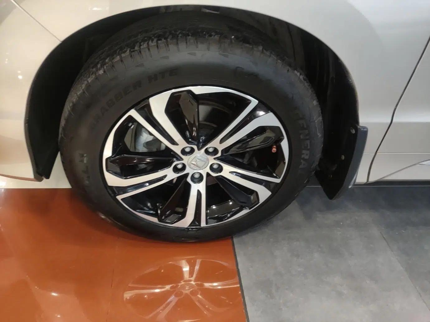 Honda UR-V 2017 370TURBO 2WD Prestige Edition China V — миниатюра 8