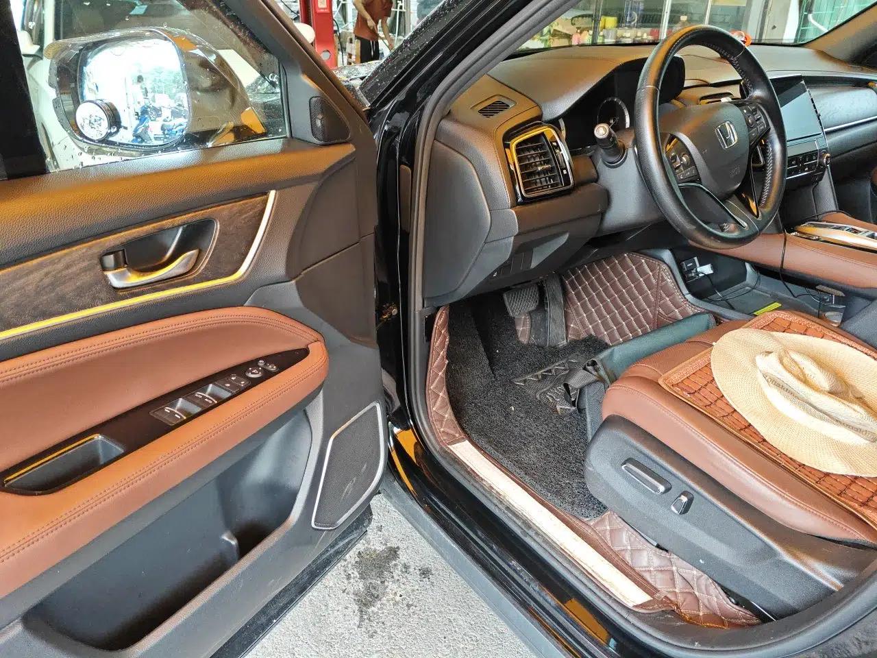Honda UR-V 2020 370TURBO Two-Wheel Drive Luxury Edition — миниатюра 17