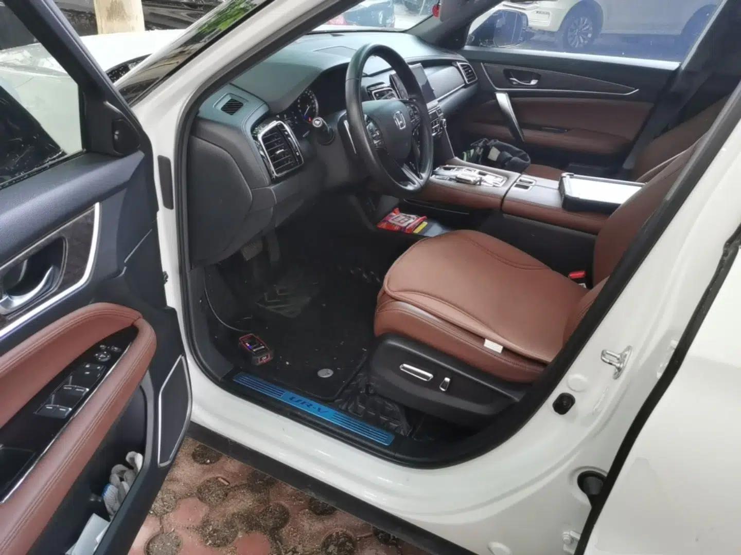 Honda UR-V 2020 370TURBO Two-Wheel Drive Luxury Edition — миниатюра 19