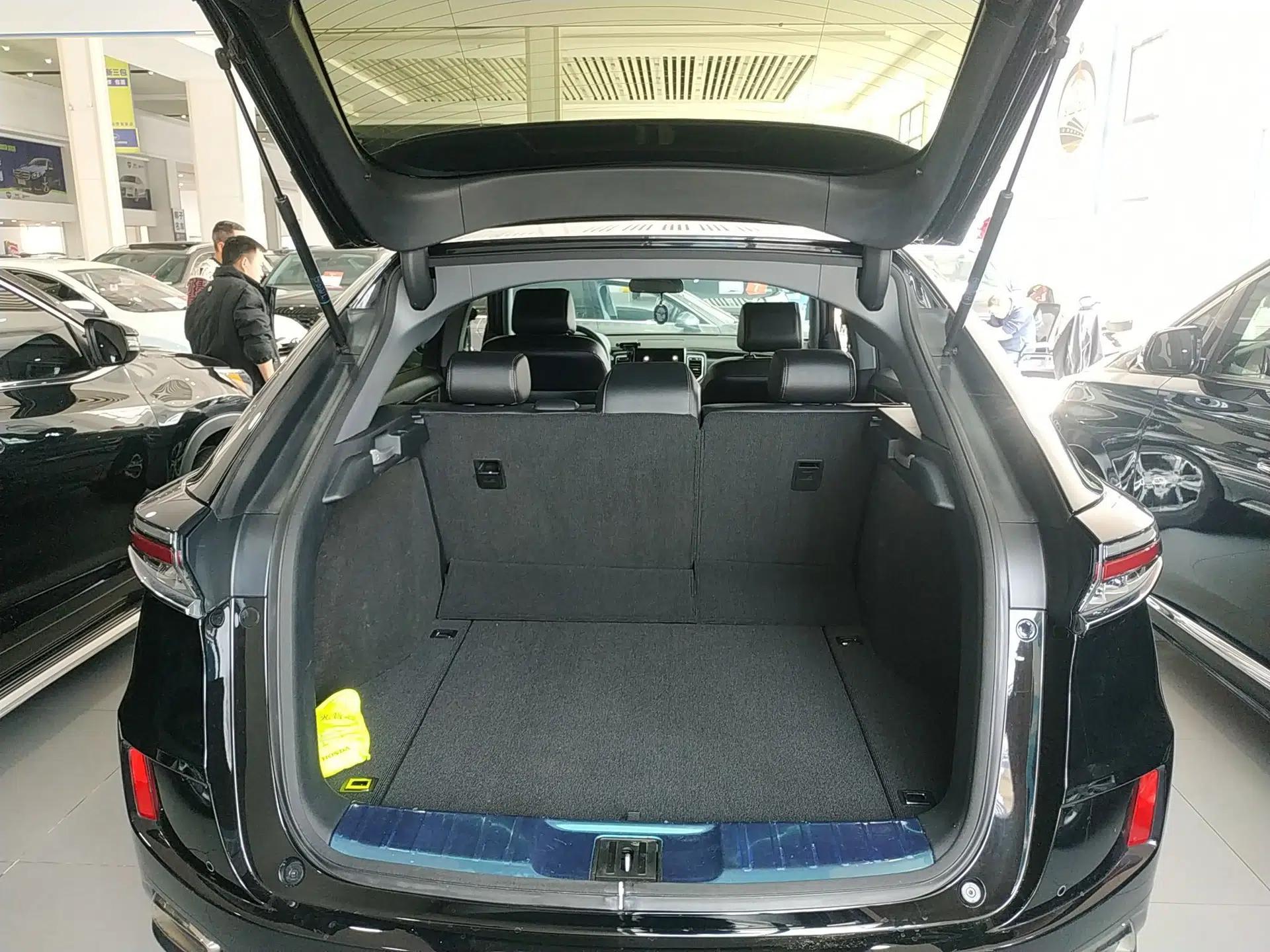 Honda UR-V 2020 240TURBO Two-Wheel Drive Zhiyue Version — миниатюра 21