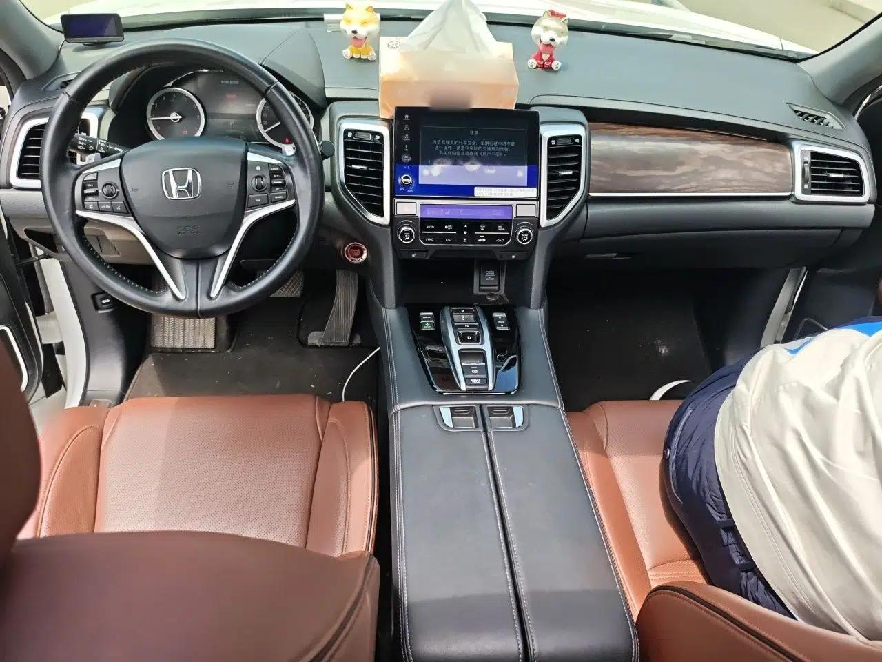 Honda UR-V 2017 370TURBO 2WD Prestige Edition China V — миниатюра 10