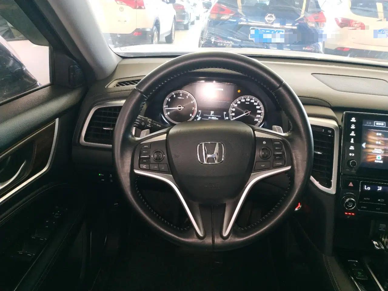Honda UR-V 2017 240TURBO Two-Wheel Drive Luxury Edition China V — миниатюра 14