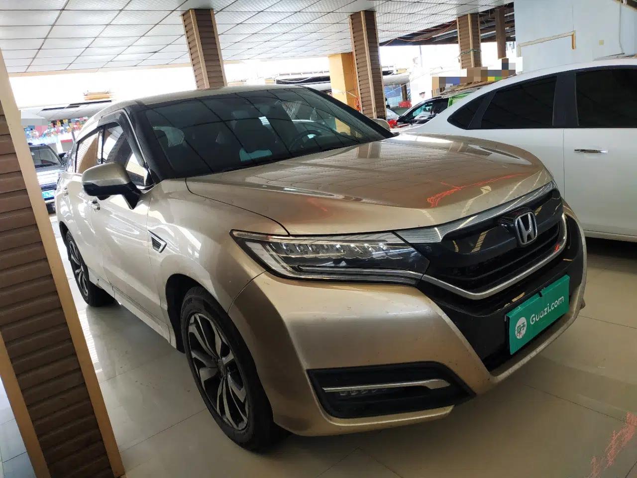 Honda UR-V 2017 240TURBO Two-Wheel Drive Luxury Edition China V — миниатюра 3