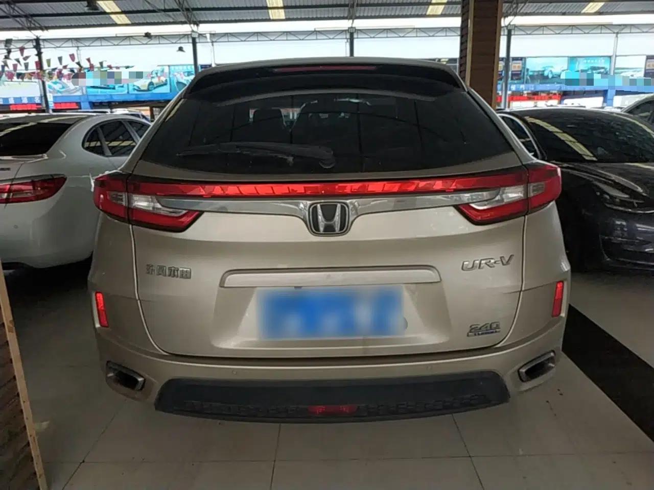 Honda UR-V 2017 240TURBO Two-Wheel Drive Luxury Edition China V — миниатюра 5