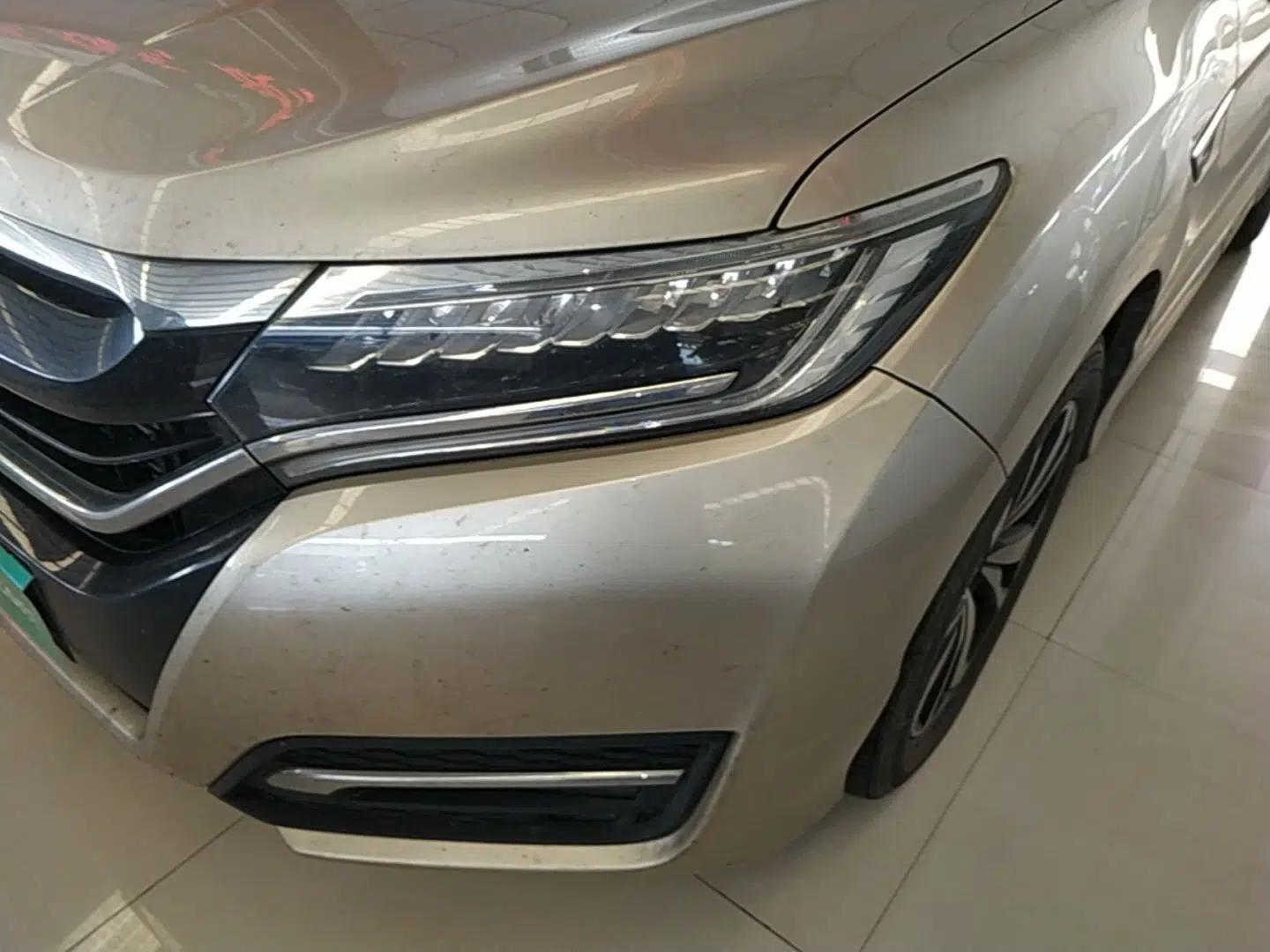 Honda UR-V 2017 240TURBO Two-Wheel Drive Luxury Edition China V — миниатюра 9