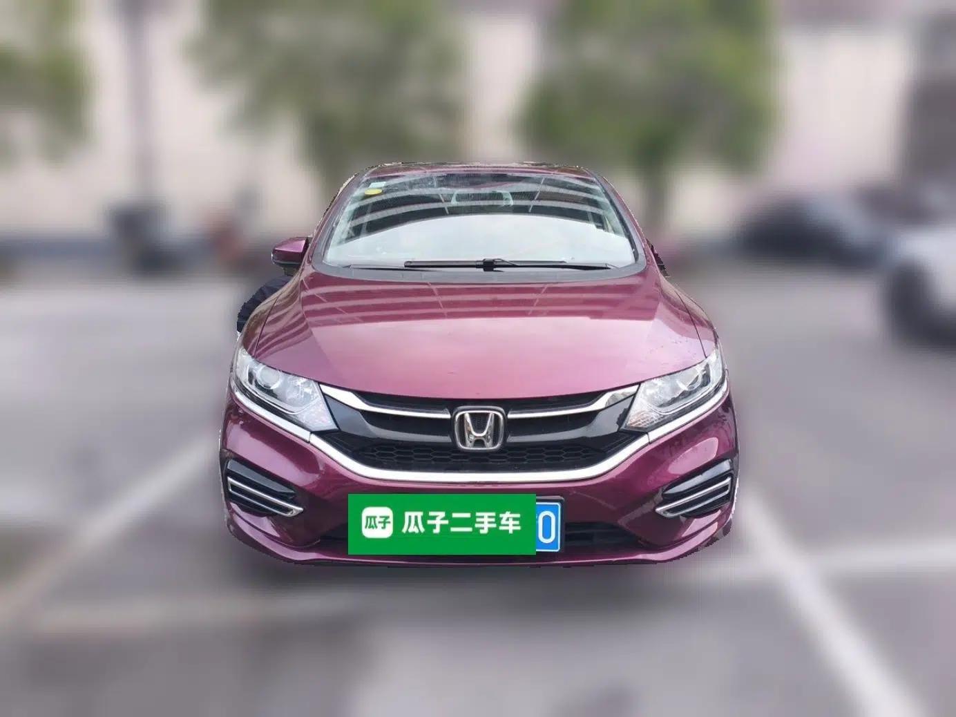 Honda Jade 2017 210TURBO CVT Fashion Edition 5-seater — миниатюра 2