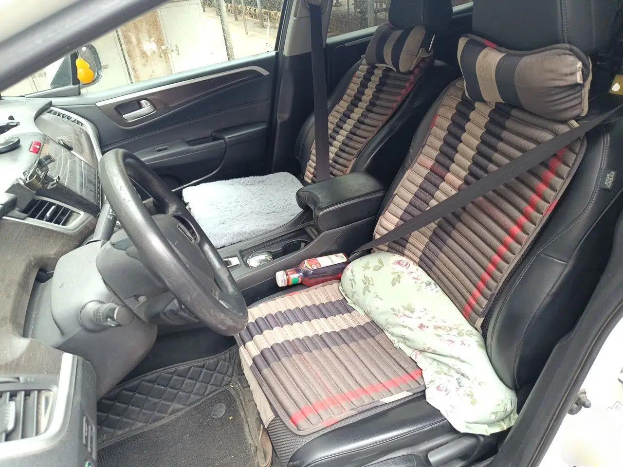 Honda Jade 2016 1.8L Automatic Comfort Elite Version 5 Seats — миниатюра 16