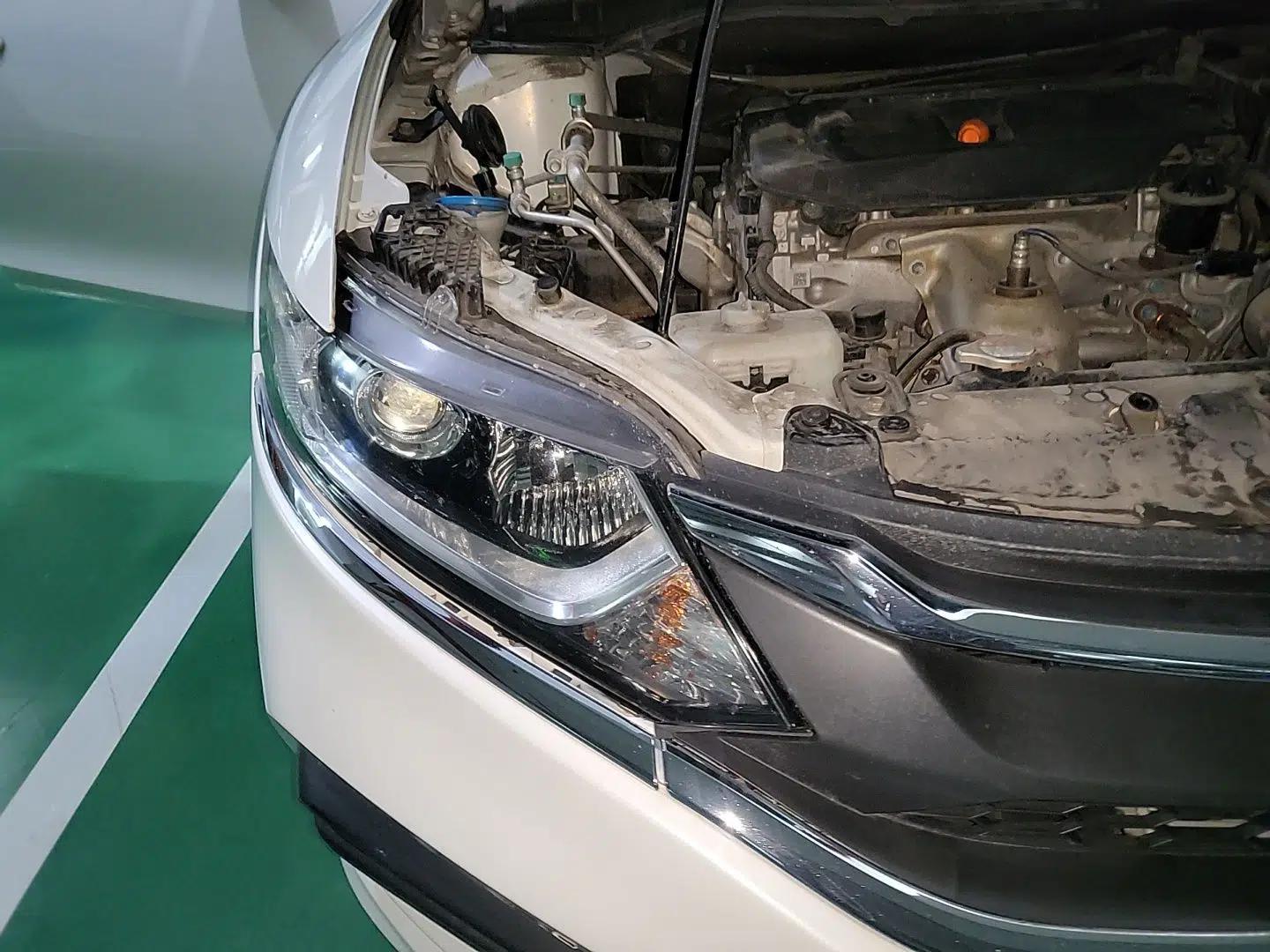 Honda Jade 2017 1.8L Automatic Classic Edition 5 seats — миниатюра 7