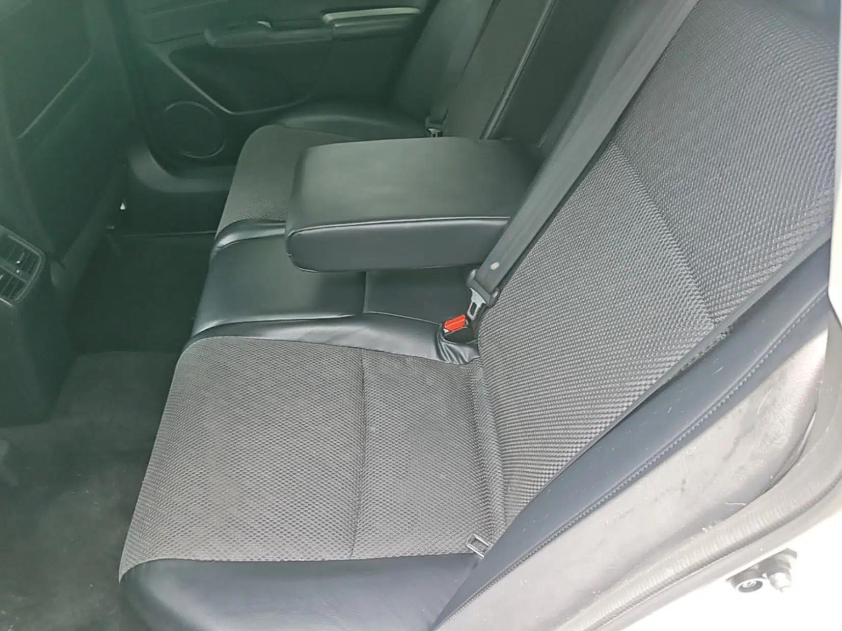 Honda Jade 2017 1.8L automatic Comfort version 5 seats — миниатюра 20