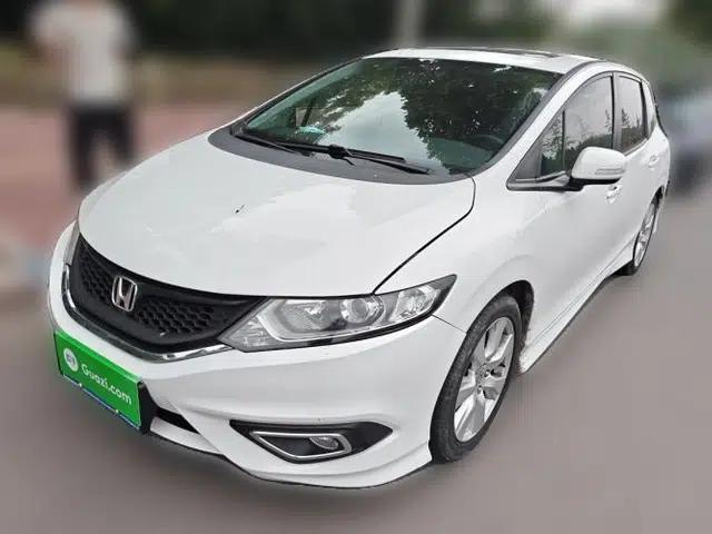 Honda Jade 2014 1.8L Automatic Comfort Elite Version 5 Seats