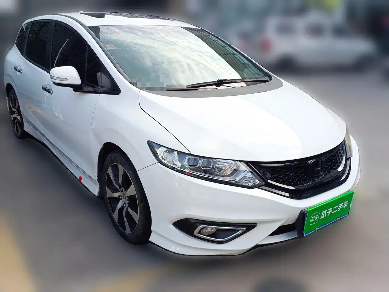 Honda Jade 2013 1.8L CVT Luxury Edition 5 seats — миниатюра 3