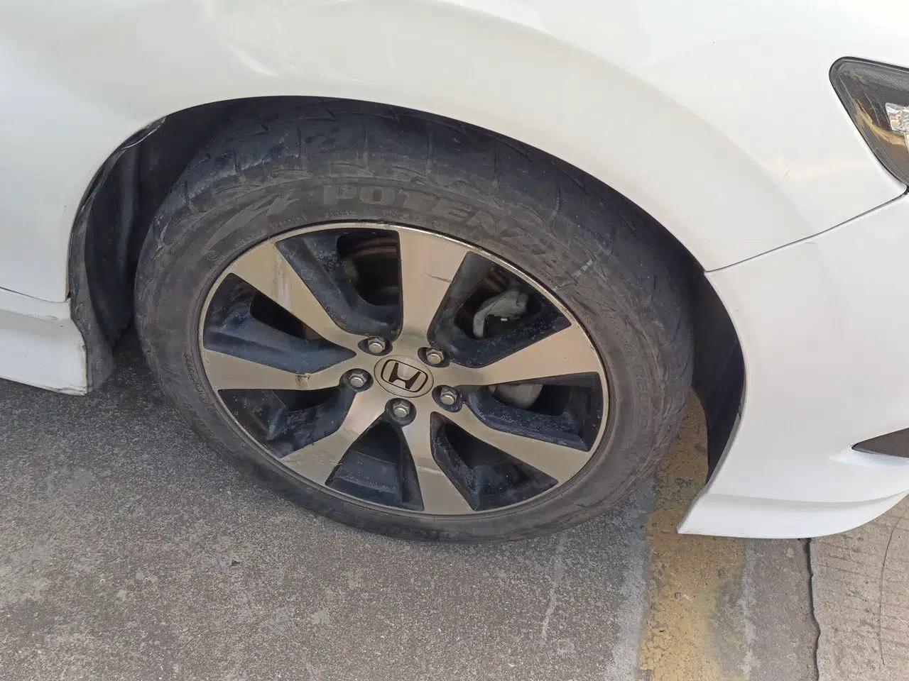 Honda Jade 2013 1.8L CVT Luxury Edition 5 seats — миниатюра 8