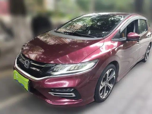 Honda Jade 2017 210 TURBO CVT Luxury Edition 5 Seats