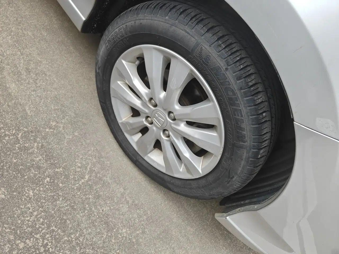 Honda City Classic 2012 1.5L Automatic Elite Edition — миниатюра 8