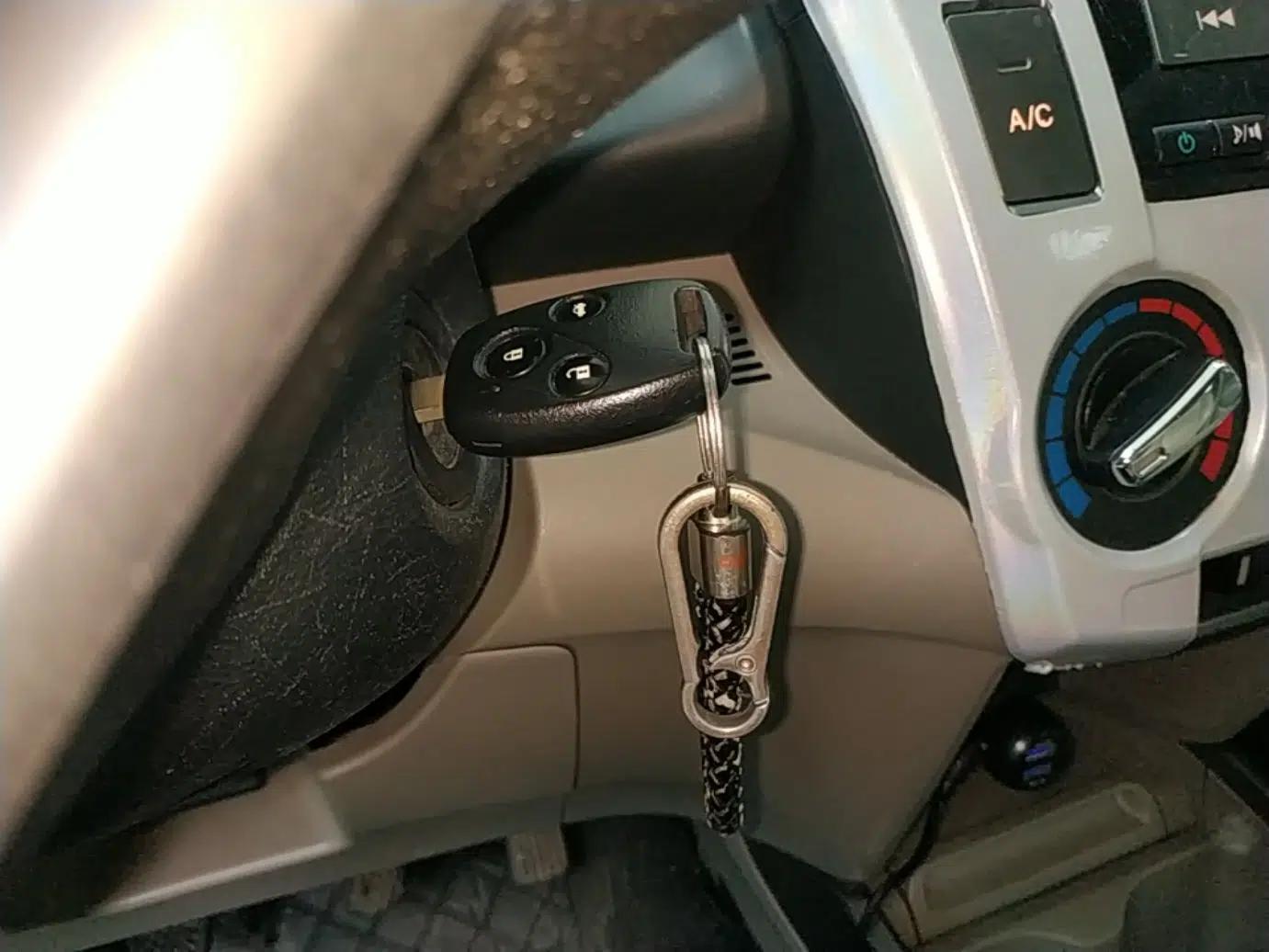 Honda City Classic 2014 Style 1.5L Manual Elite Edition — миниатюра 12