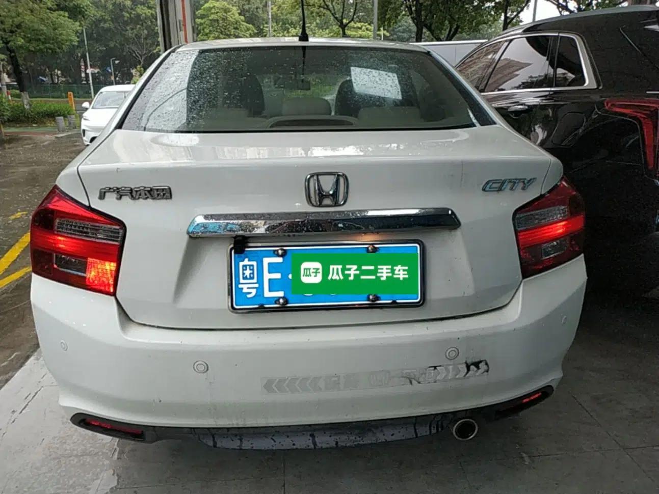 Honda City Classic 2014 Style 1.5L Manual Elite Edition — миниатюра 5
